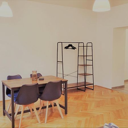 Neulerchenfelder Apartment Vienna Exterior photo